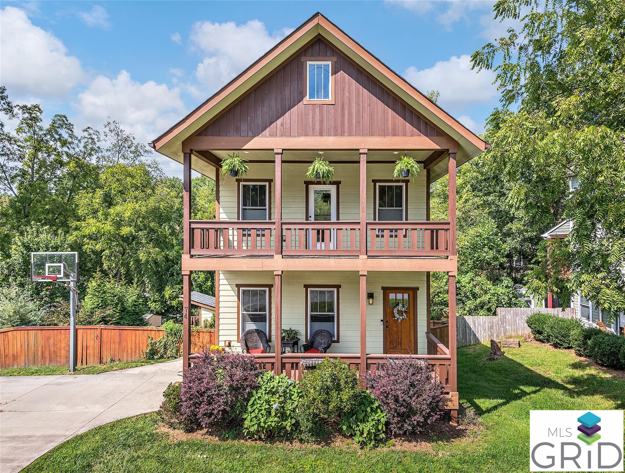 74 Barnard Avenue, Asheville, NC 28804