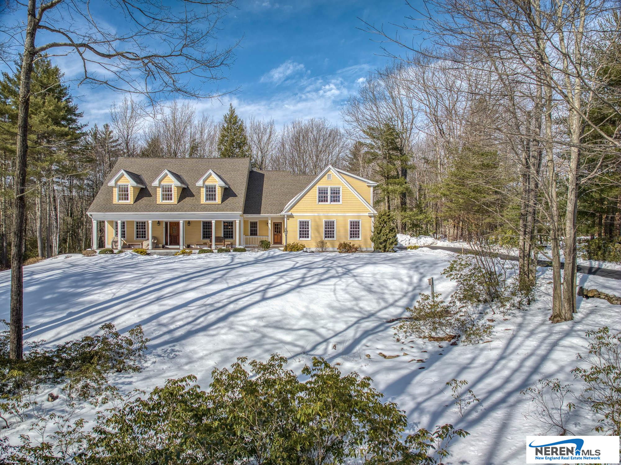 5 Parker Lane, Bedford, NH 03110