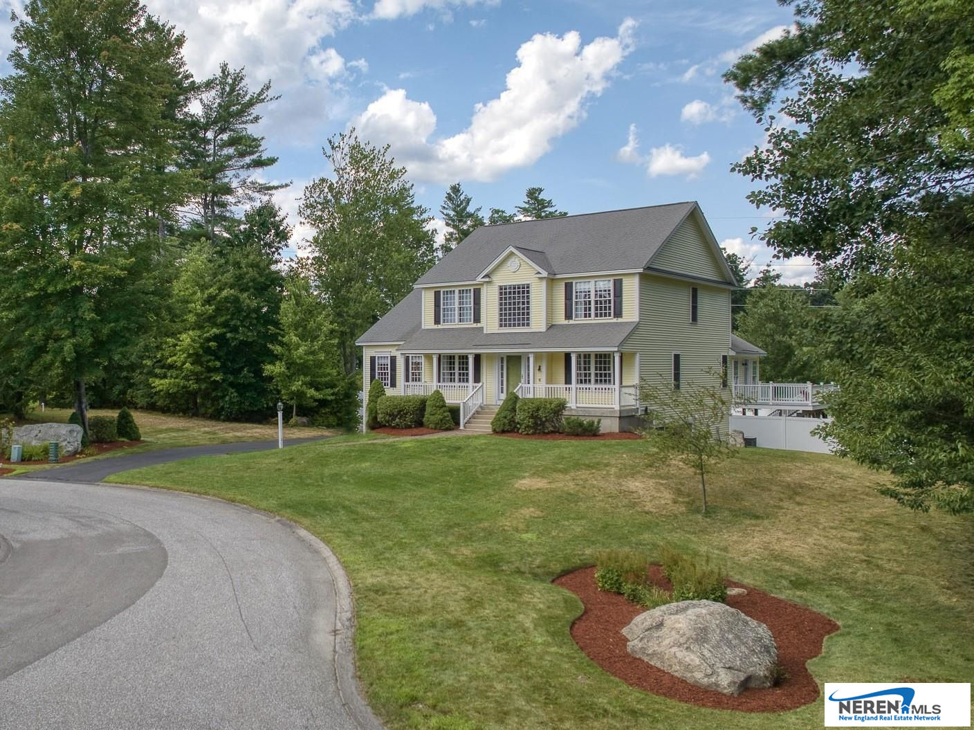 17 Sentry Road, Bedford, NH 03110