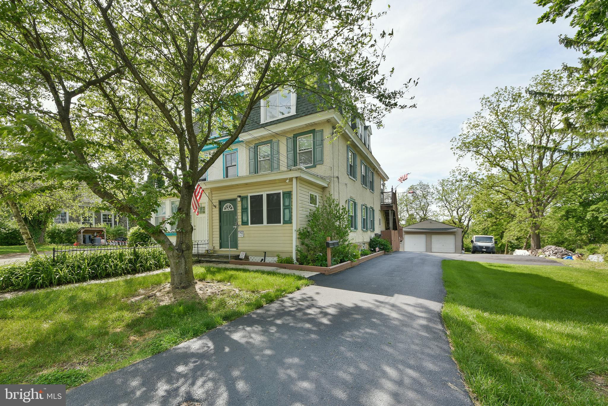 9 W Wissahickon Avenue, Flourtown, PA 19031 is now new to the market!