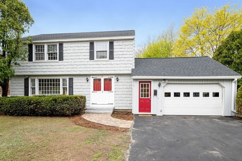 24 Surrey Drive, North Andover, MA 01845