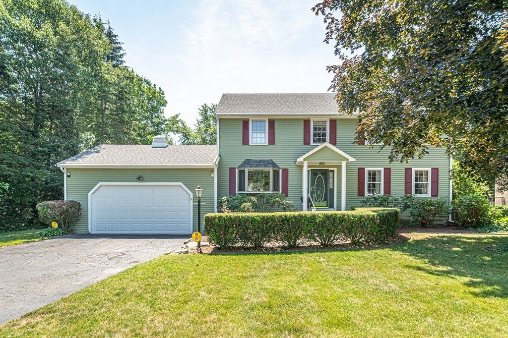 12 Clover Circle, Reading, MA 01867