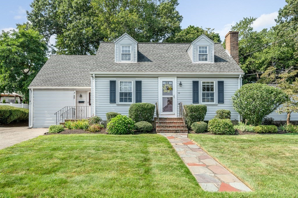 10 Overlook Road, Reading, MA 01867