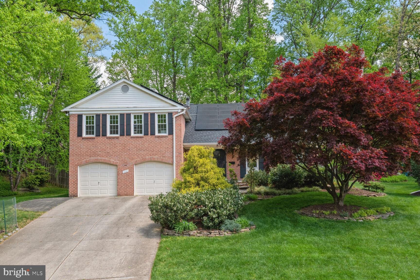 6734 Surreywood Lane, Bethesda, MD 20817 is now new to the market!