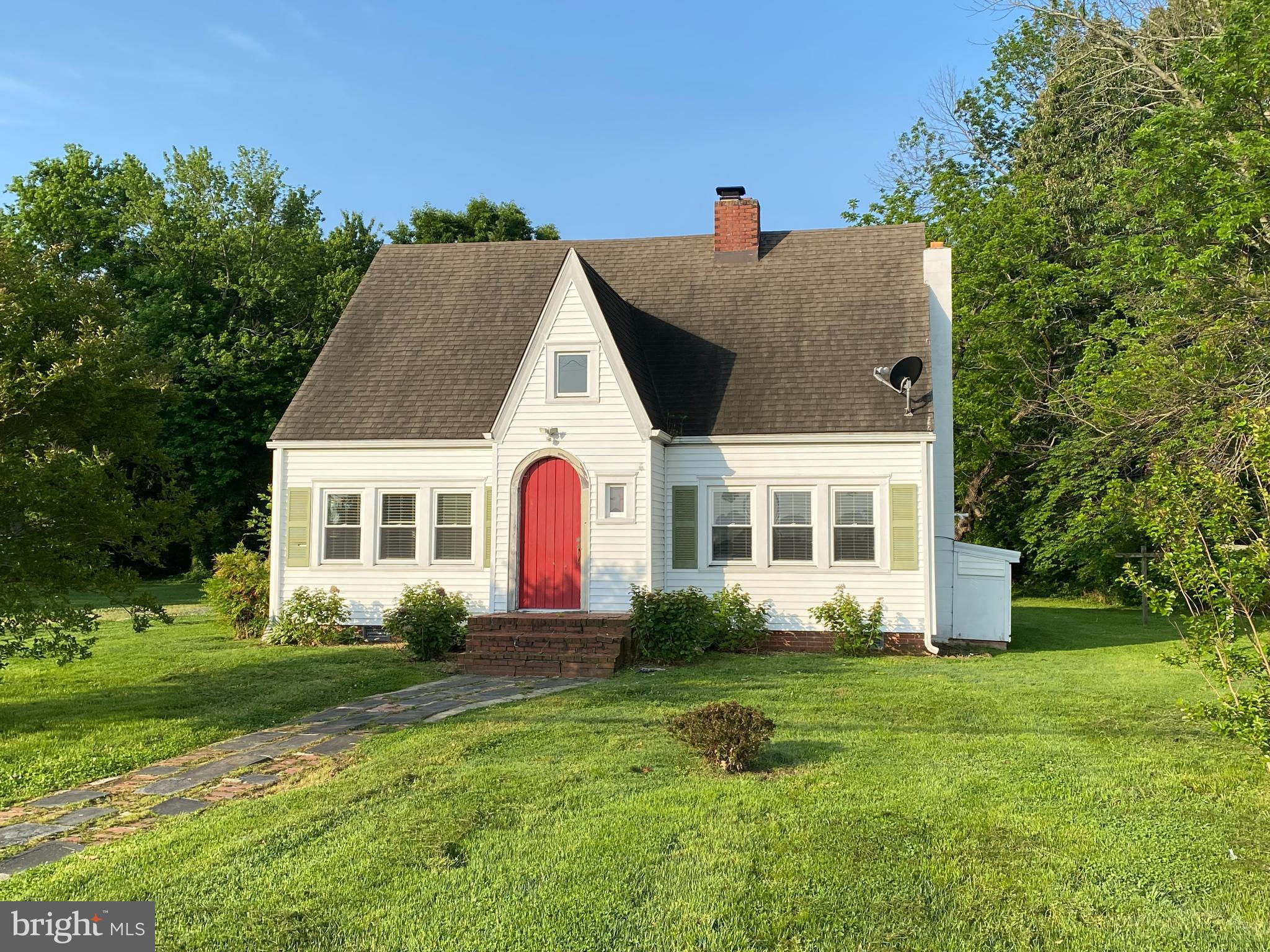 1404 Glasgow Street, Cambridge, MD 21613 is now new to the market!