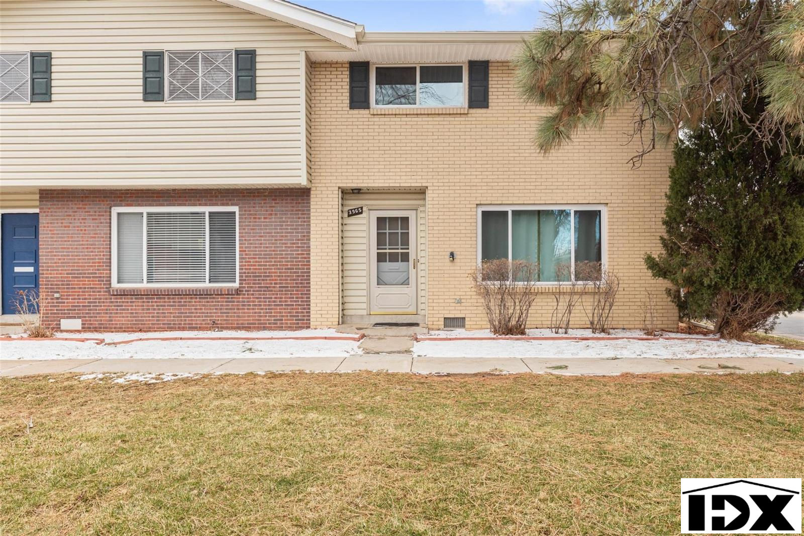 3965 S Boston Street, Denver, CO 80237