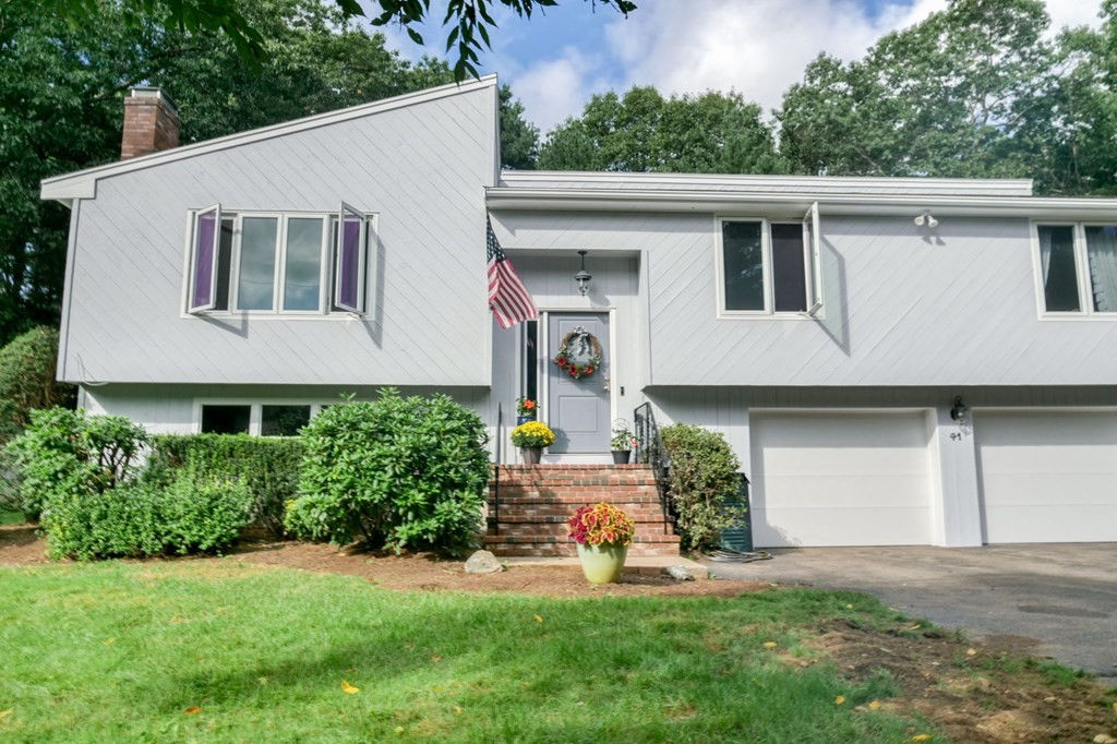 41 Scotch Dam Rd, Easton, MA 02375