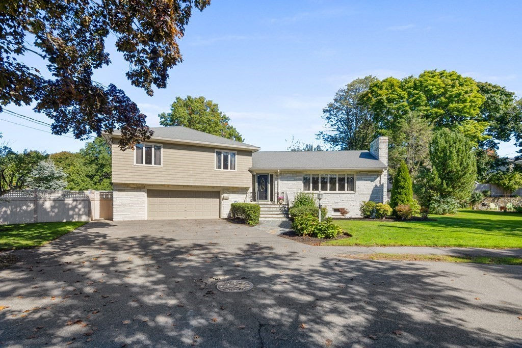 11 Fieldbrook Rd, Marblehead, MA 01945