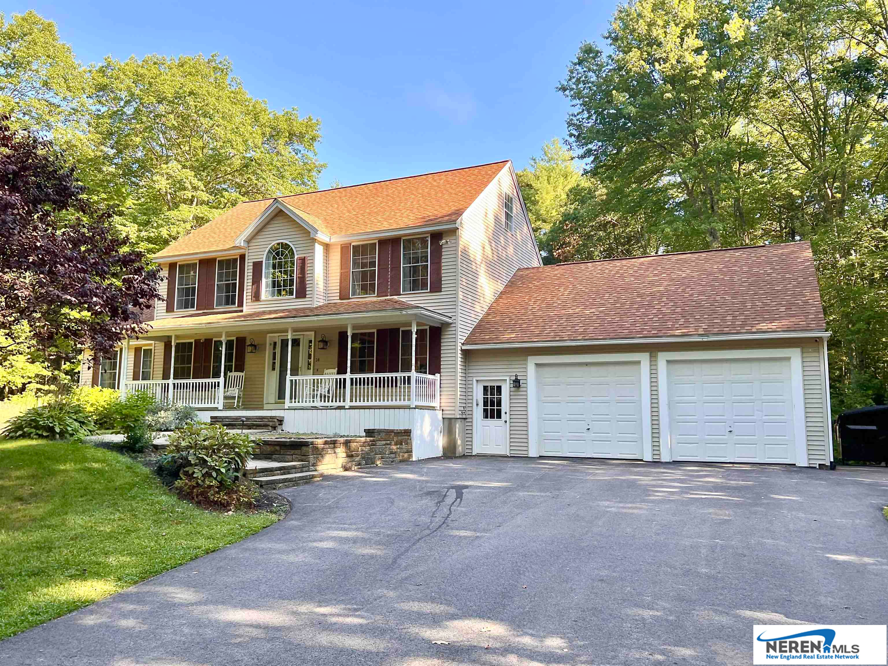 14 Whitetail Lane, Chester, NH 03036