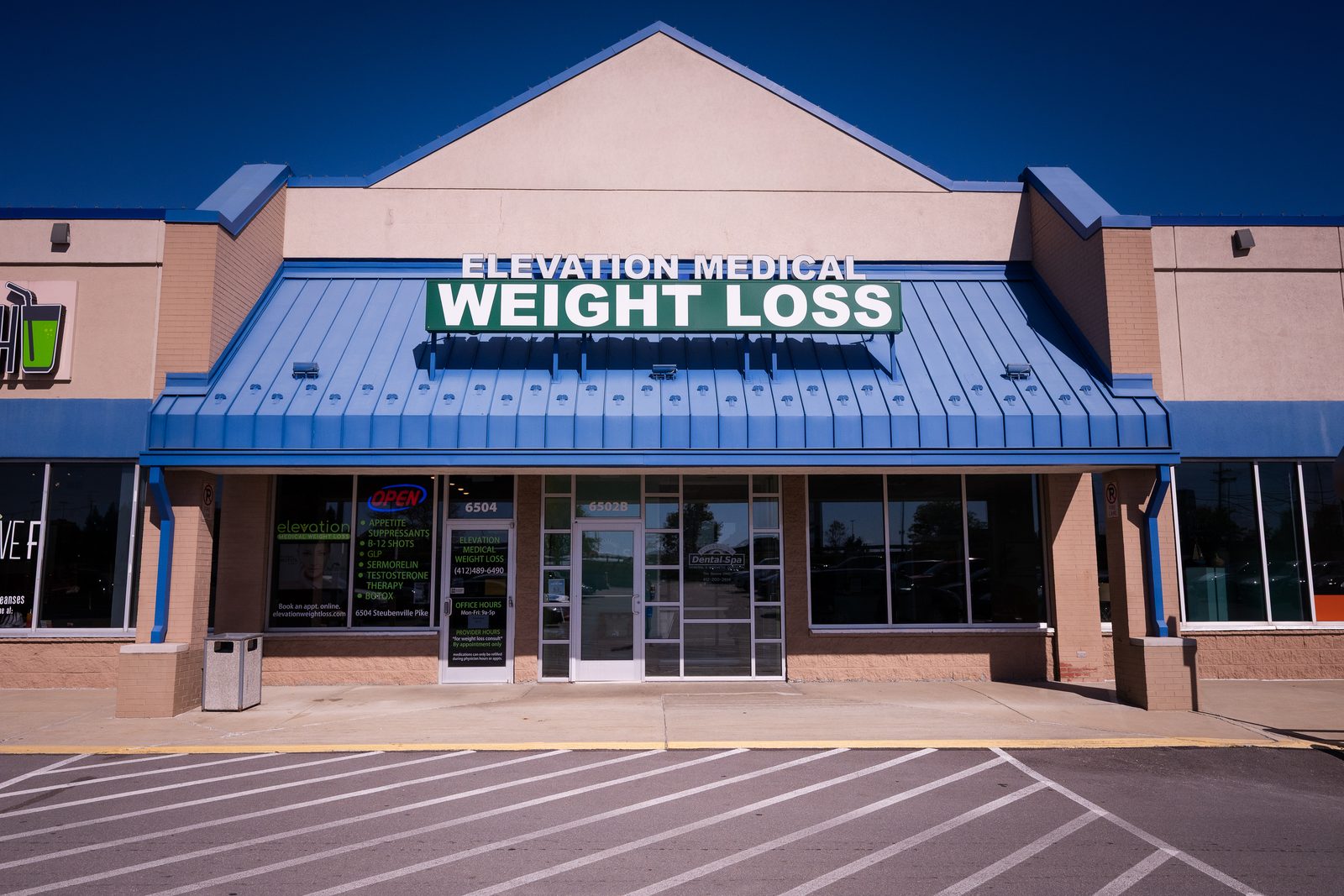 Robinson office storefront at 6504 Steubenville Pike
