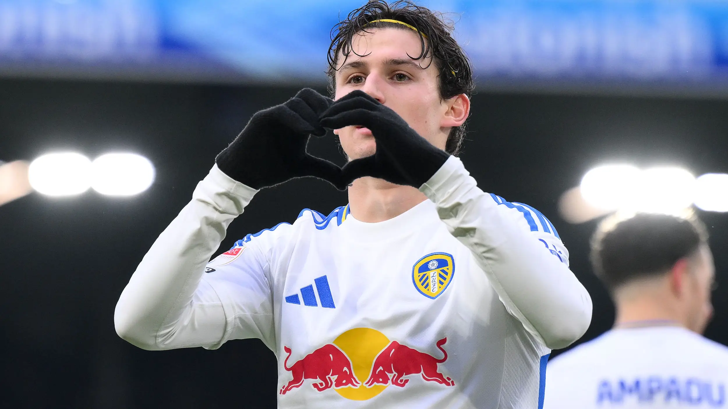 VIDEO: USMNT midfielder Brenden Aaronson nets eighth goal of the season in Leeds' blowout of Cardiff City