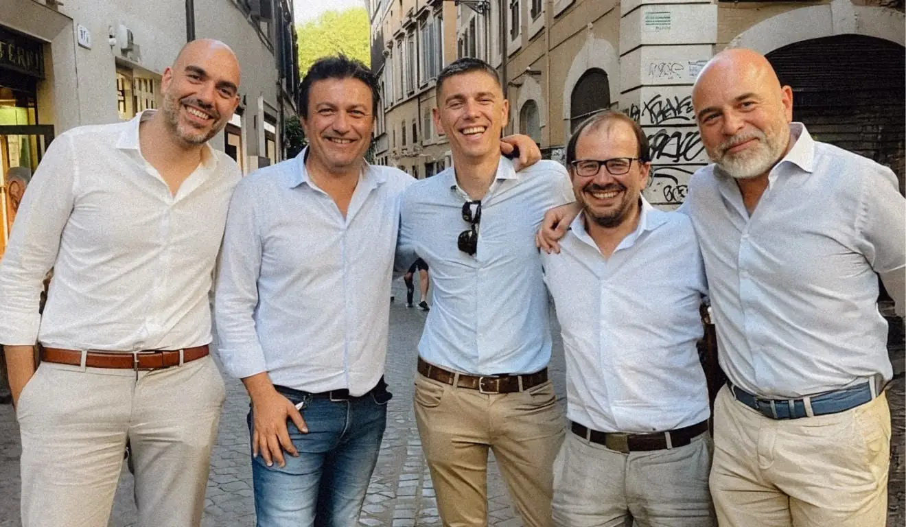 Tether e AMD investem em startup italiana de robôs humanoides