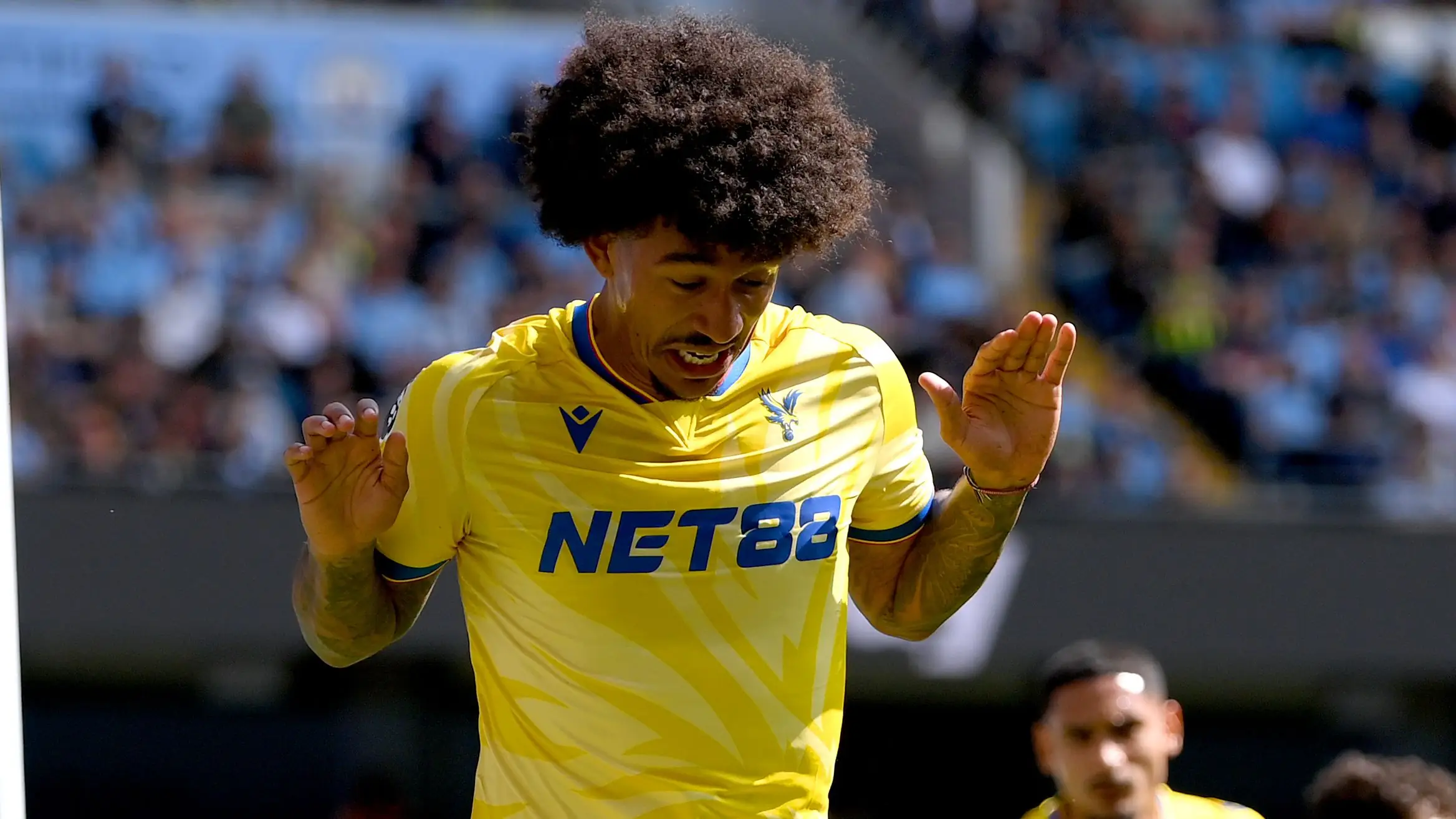 WATCH: USMNT's Chris Richards scores first Premier League goal of the season vs. Manchester City to give Crystal Palace an early 2-0 lead