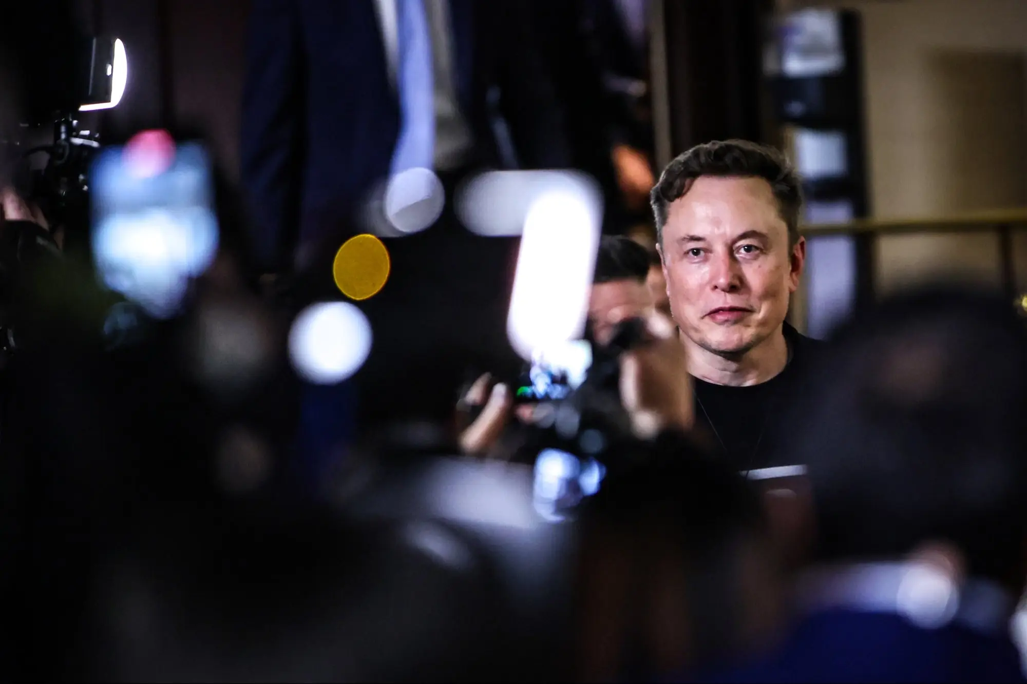 'Better Balance His Time Between DOGE and Tesla, SpaceX': Elon Musk's Net Worth Has Dropped More Than $100 Billion This Year