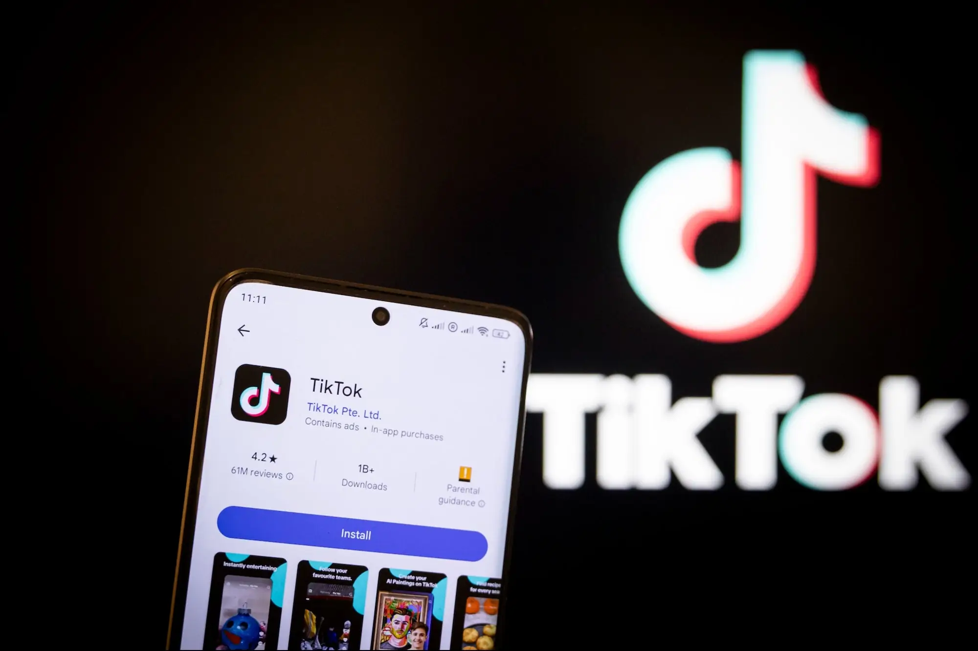 People Are Selling Old Phones With TikTok Installed for Thousands of Dollars — Here's Why