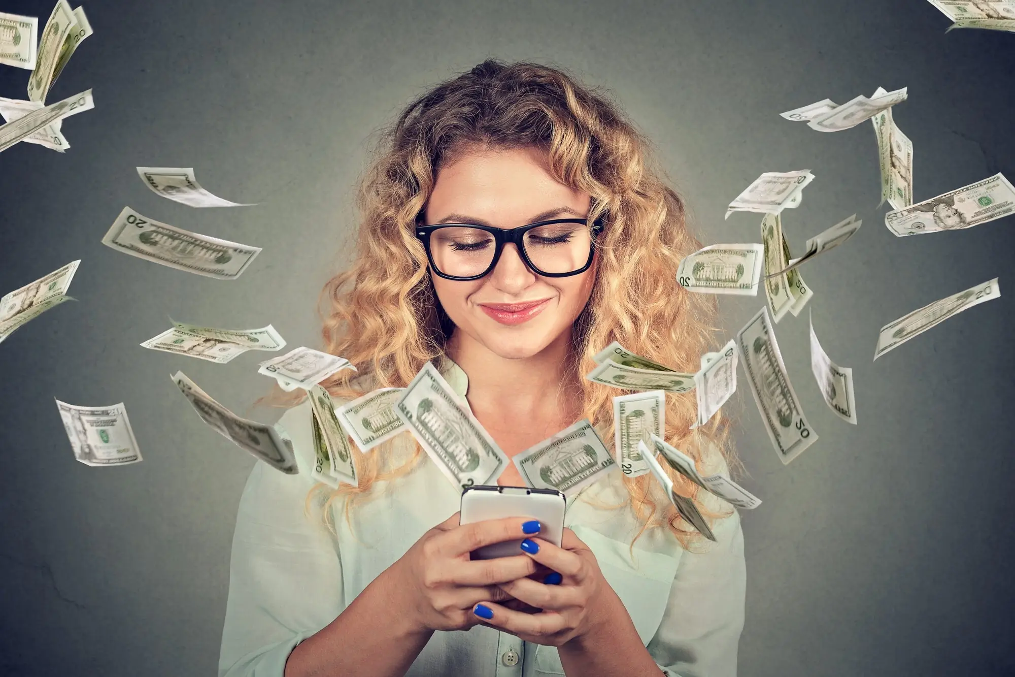 Make These Smart Moves to Turn Your Side Hustle Into a 6-Figure Business (Without Burning Out)