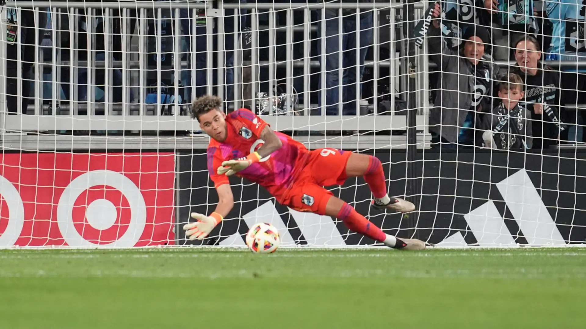Minnesota United advance to Western Conference semis thanks to Dayne St. Clair penalty heroics in win over Real Salt Lake