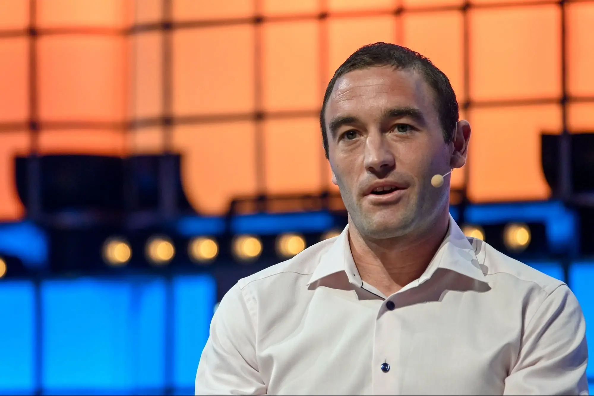 'Hello Again, It's ChatGPT': You Can Now Call ChatGPT Straight From Your Phone