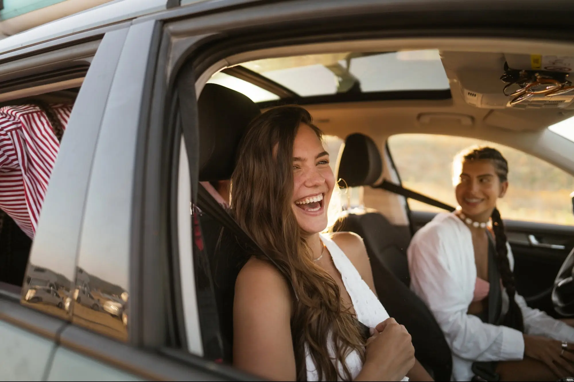 This Buzzy Retirement Strategy Is Helping Young People Escape the 9-5 Before Becoming Millionaires — Here's How to Pull It Off