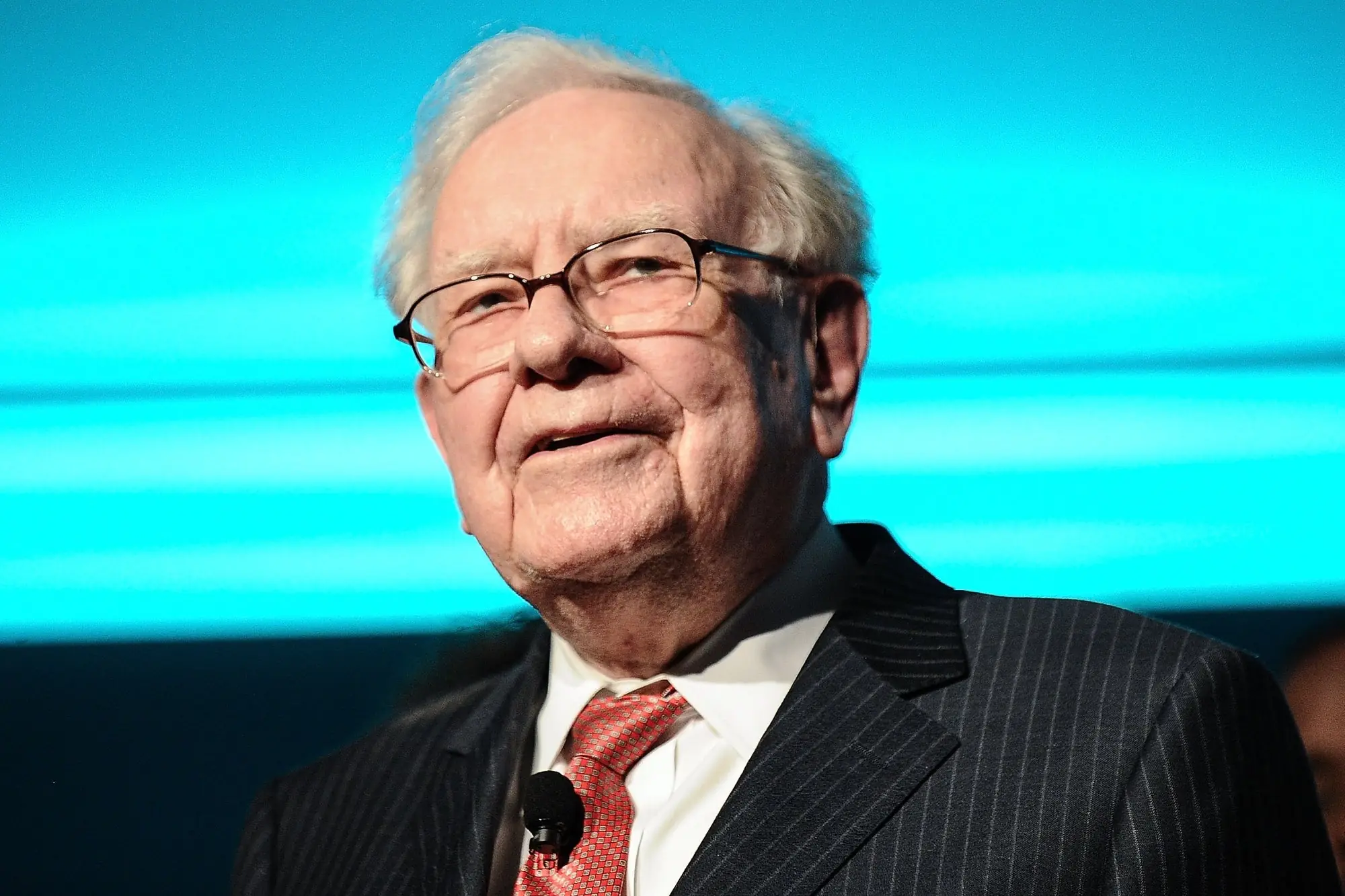 'The Time Has Arrived': Warren Buffett Announces He's Stepping Down as CEO of Berkshire Hathaway By the End of 2025