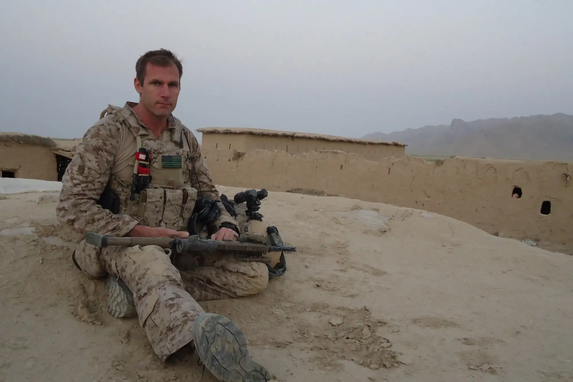 The Simple Mental Shift This Former Navy SEAL Uses to Stay Calm When Everything Is Falling Apart