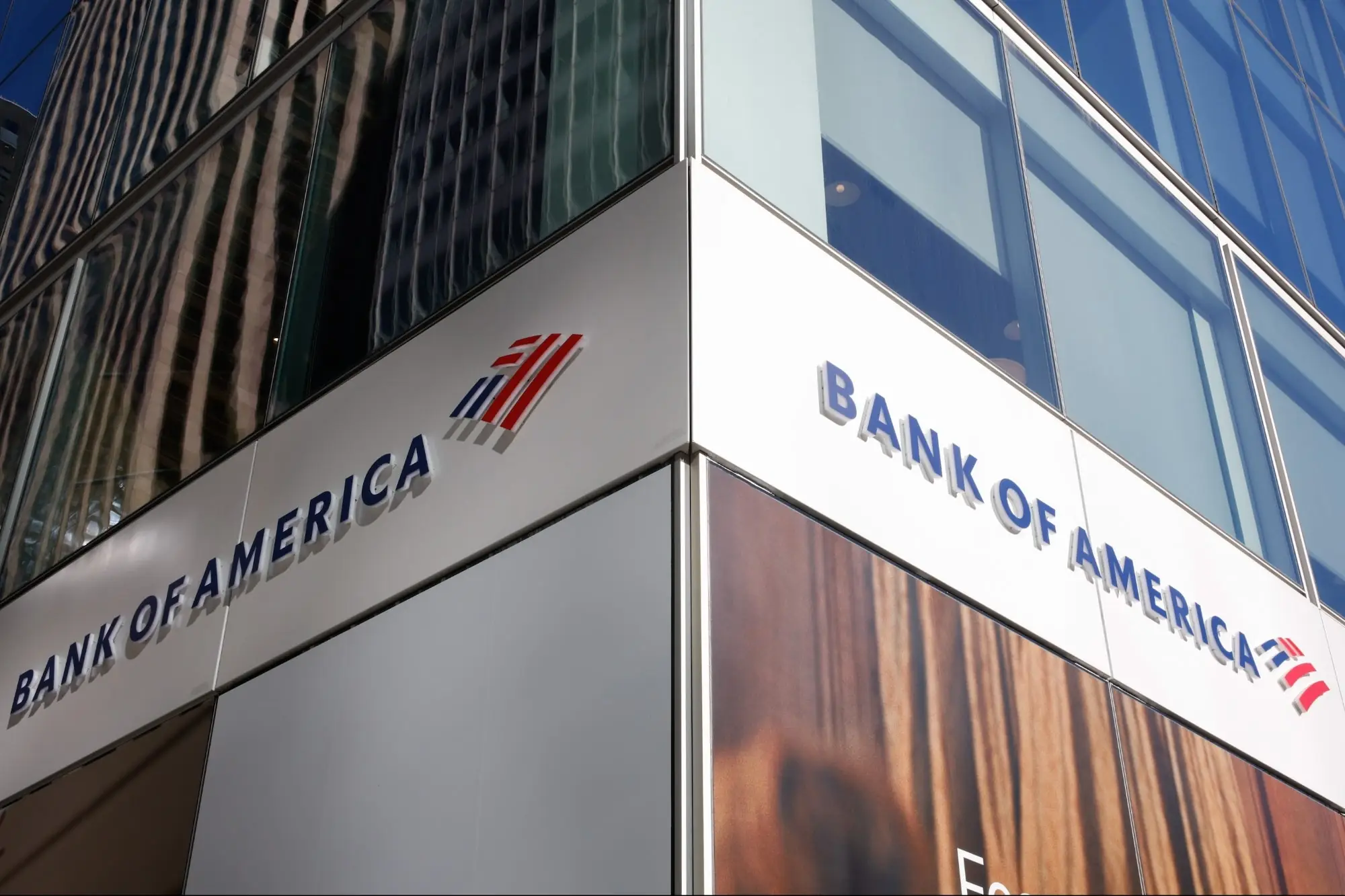Bank of America Is Cracking Down on Overwork for Junior Bankers. Here's How Many Hours They're Now Allowed to Put In.
