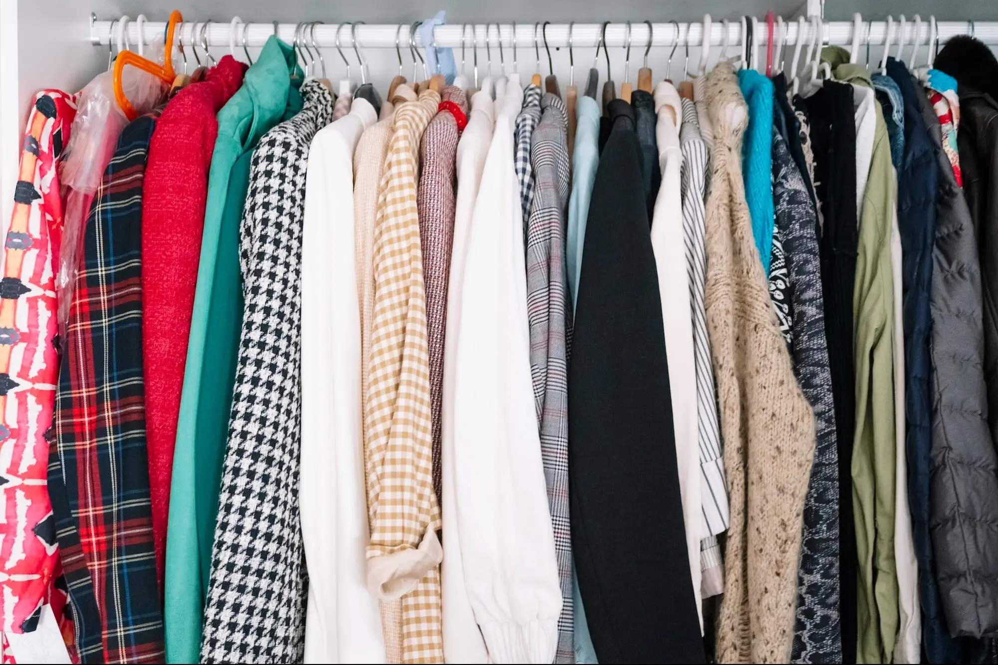 This Side Hustle Pays $3,000 a Month — And All You Need Is a Closet Full of Clothes