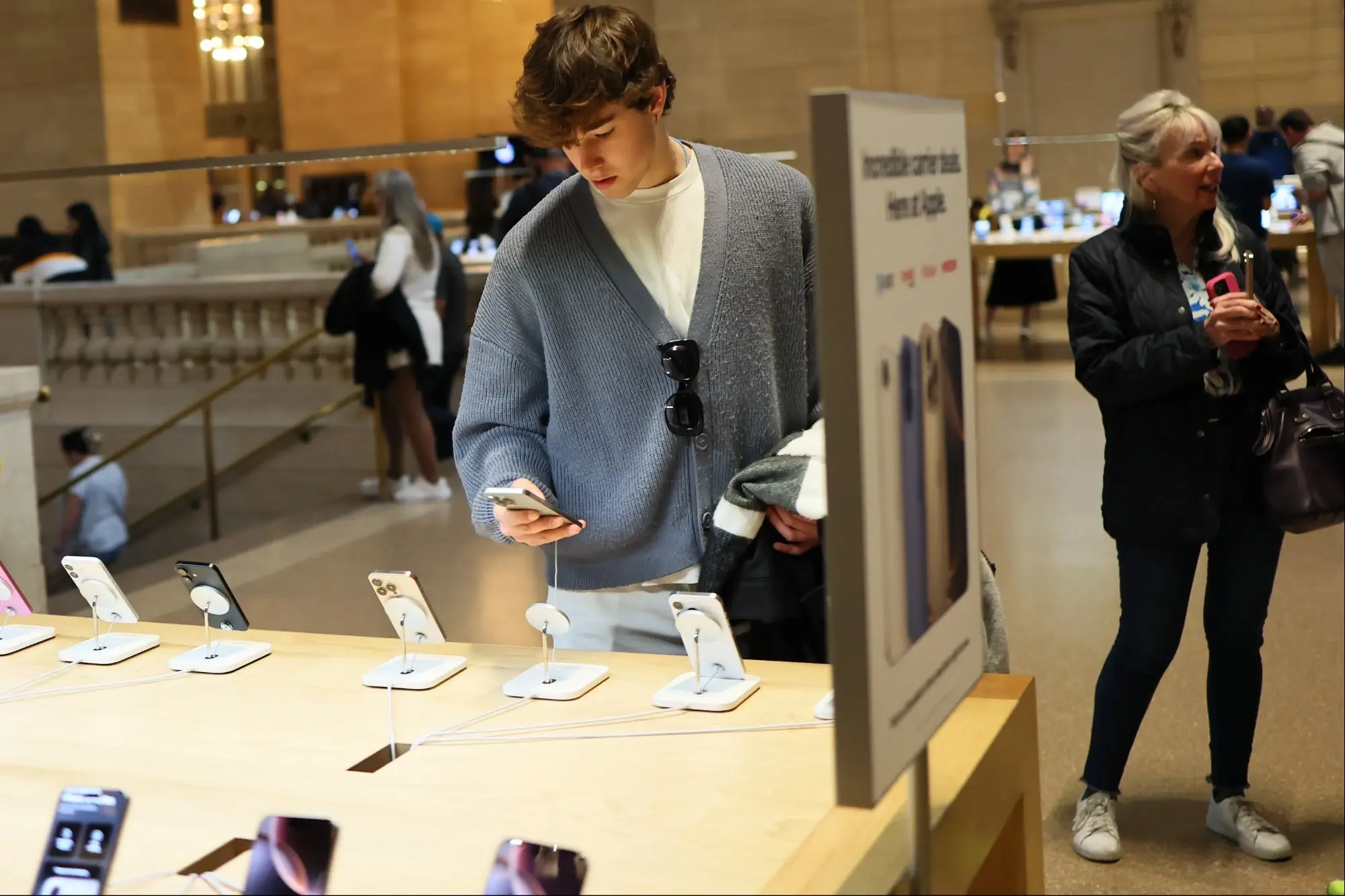 'Everyone Is Here Because of the Fear': Customers Rush to Apple Stores to Buy iPhones Before Expected Tariff-Related Price Increases