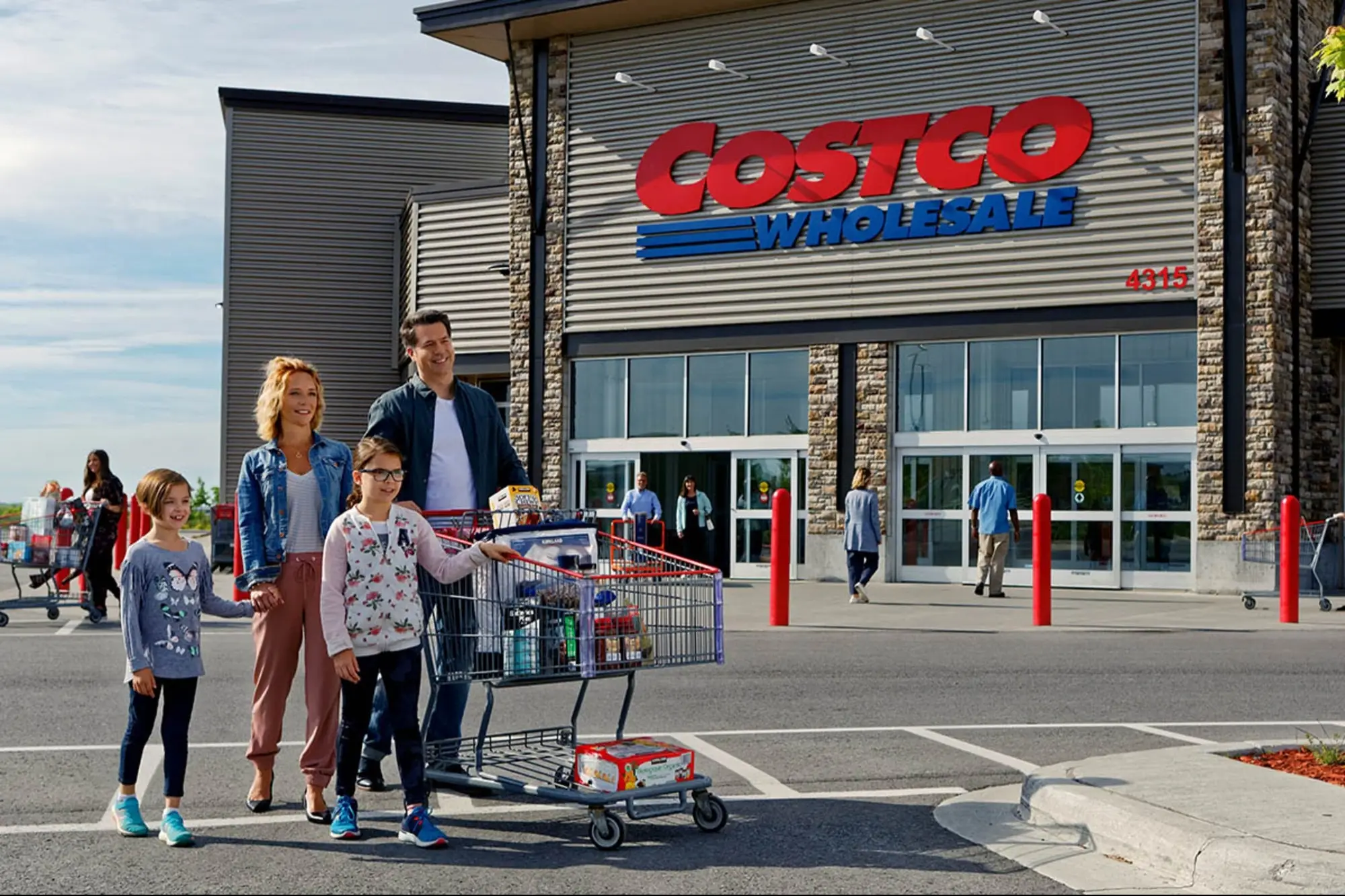 Get a $40 Digital Costco Shop Card with a New $65 Costco Gold Star Membership