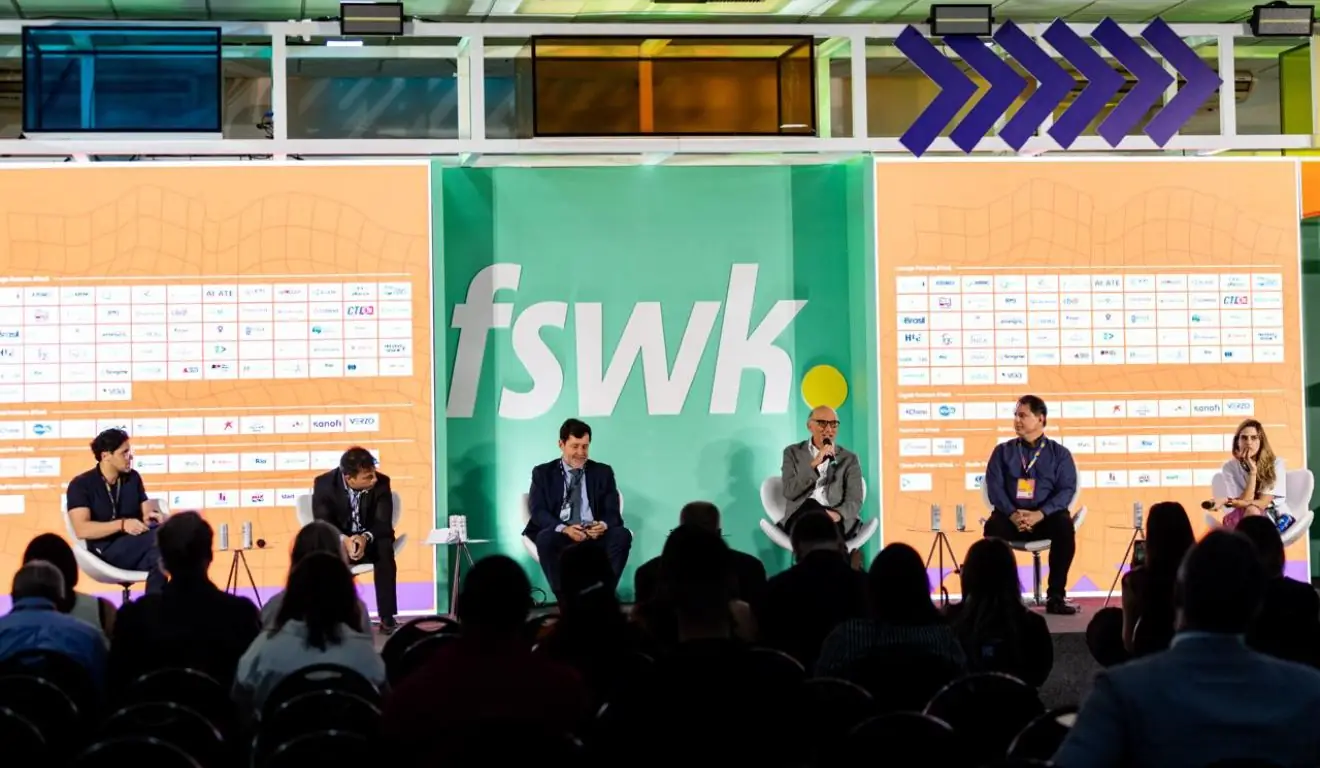 fisweek25 estreia com público recorde no “grande momento” da Saúde