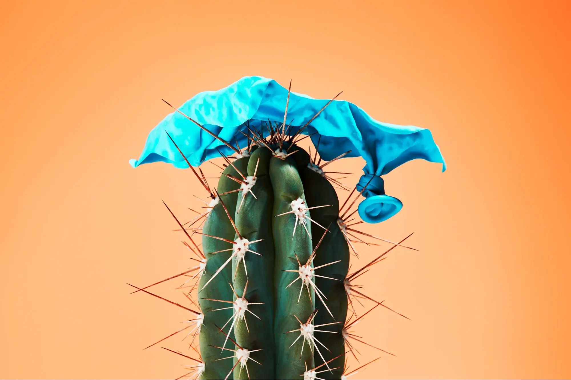 If Your Ideas Keep Falling Flat, You're Ignoring This One Communication Rule