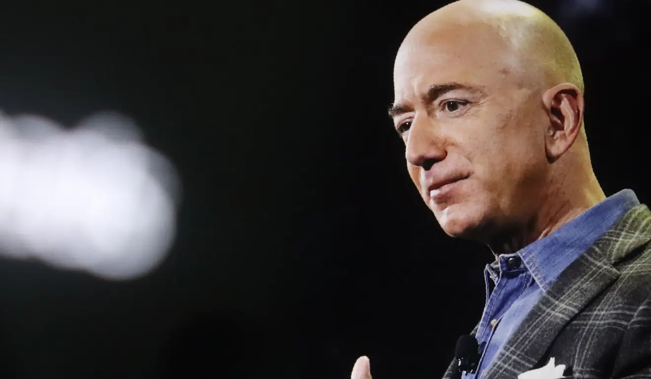 Startup de IA marca a volta de Jeff Bezos como CEO e capta US$ 6,2B