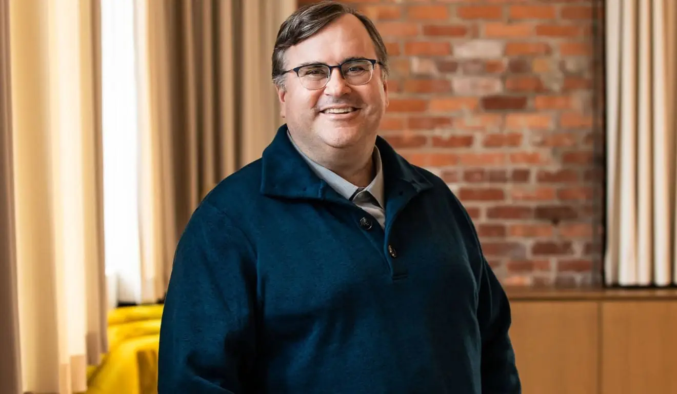 Fundador do LinkedIn pede que Vale do Silício pare de se curvar a Trump