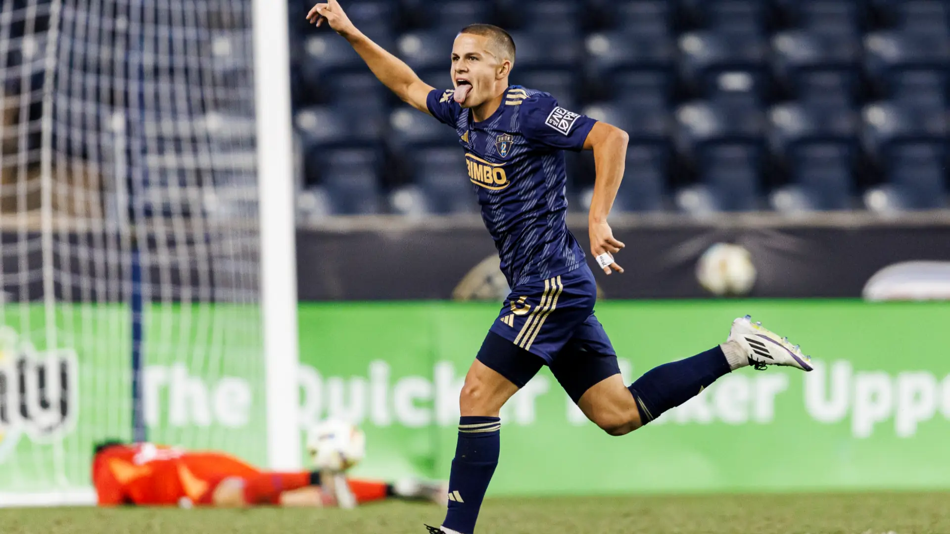 WATCH: Philadelphia Union wonderkid, future Manchester City starlet Cavan Sullivan scores long-range banger in MLS Next Pro playoffs