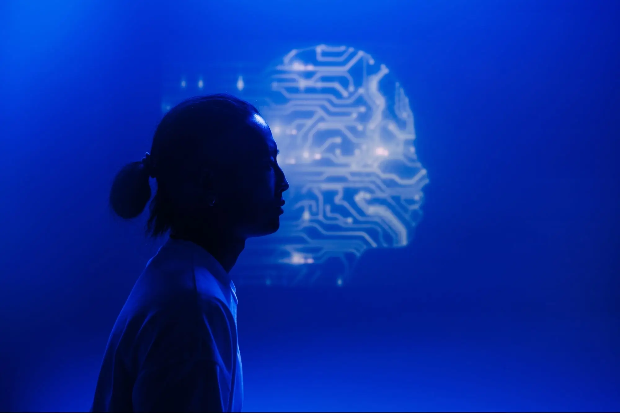 Is AI Overshadowing Your Own Intelligence? Here's the Shift You Need to Make.