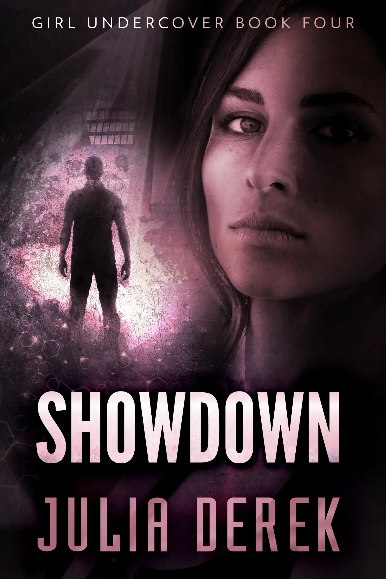 Showdown: Girl Undercover #4