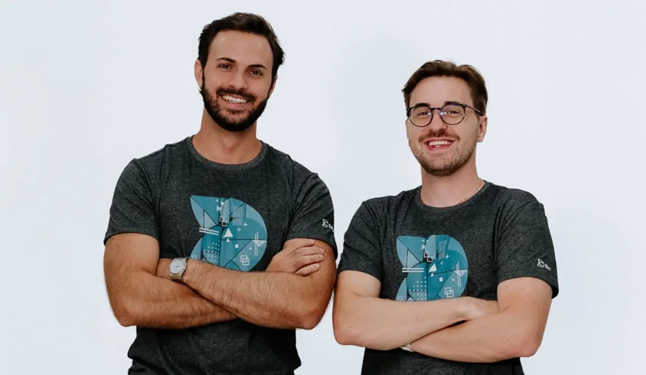 Após faturar R$ 10M, Deskfy integra IA para marketing