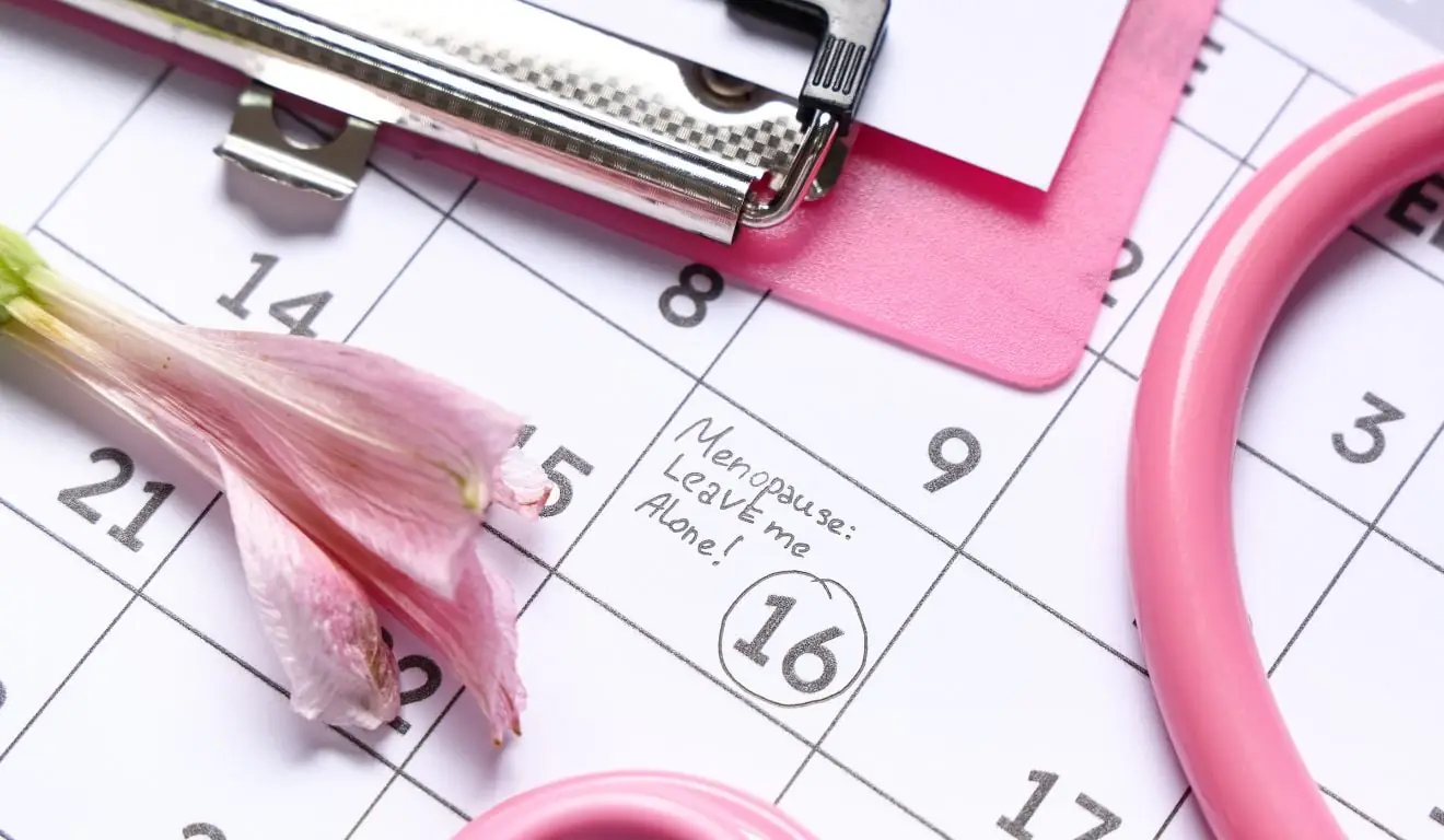 Empreendedora cria startup de saúde feminina para apoiar mulheres na menopausa