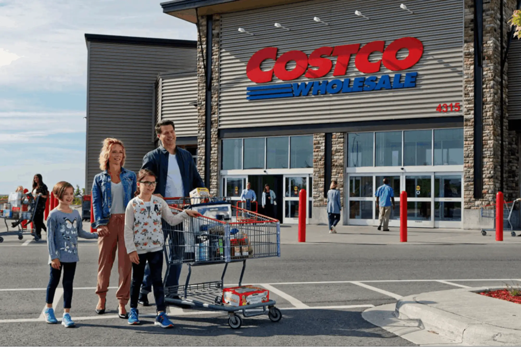 Join Before the Holiday Hustle and Get a Digital Costco Shop Card to Spend Later