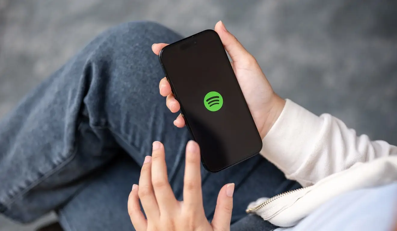 Spotify reforça aposta em videocasts para competir com YouTube