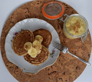 caramelized-banana-pancakes-with-maple-banana-mousse-1