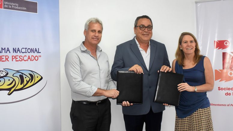Renuevan convenio para continuar promoviendo consumo de pescado