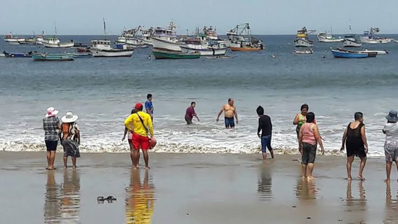 Premier recomienda restringir ingreso a las playas en Navidad y Año Nuevo