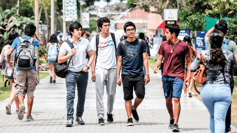 Minedu: Universidades podrían funcionar de manera semipresencial este año