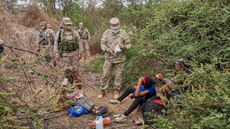 Tumbes: Ejército intensifica control de flujo migratorio ilegal