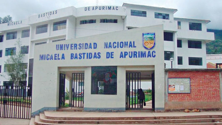 El MEF transfiere S/3 millones para plazas de docentes
