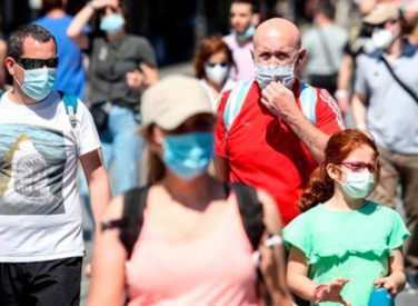 España aprueba el fin de la imposición de llevar mascarillas