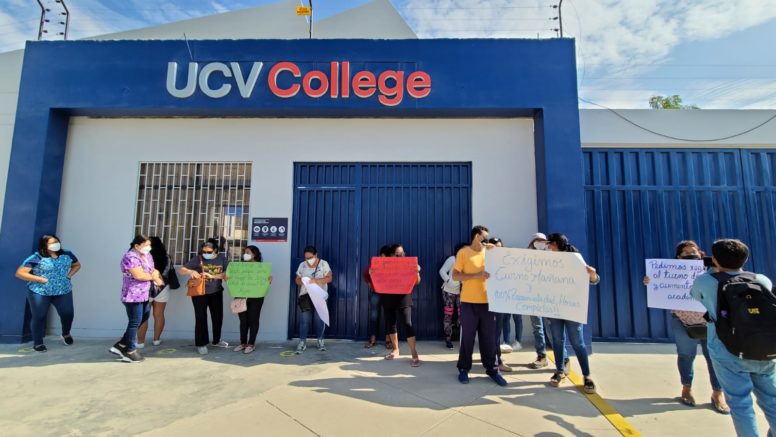 Piura: exigen cambio de turno para estudiantes del colegio UCV College
