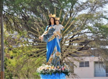 Sagrada imagen de la virgen María Auxiliadora saldrá a las calles este domingo