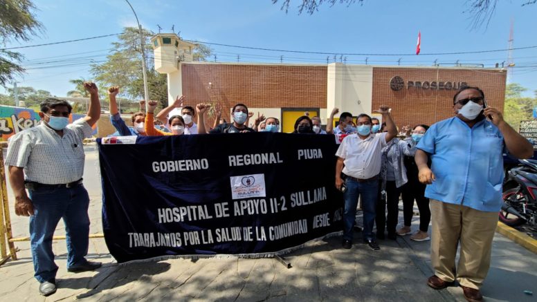Trabajadores de hospital Sullana exigen al Gore pago del CAFAE